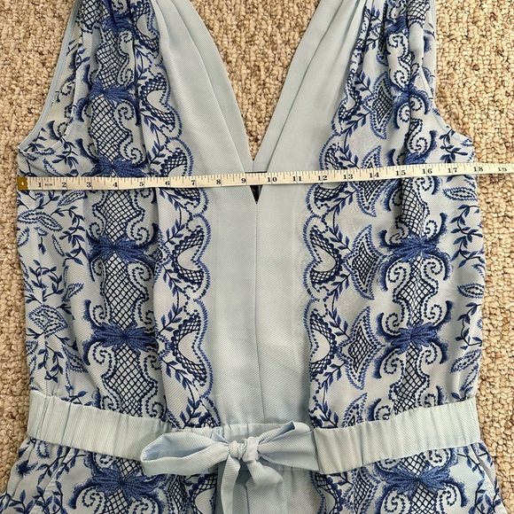 BCBGMAXAZRIA Light Blue V-Neck Romper size S - Picture 9 of 11